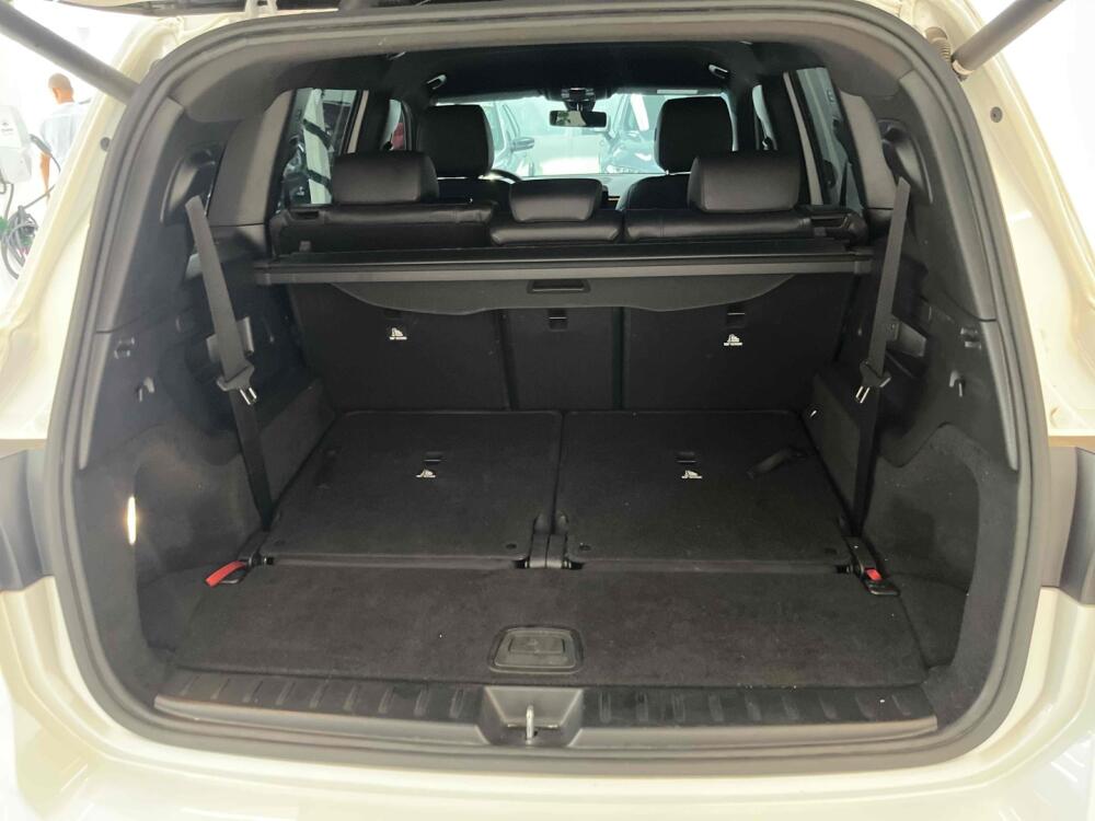 Mercedes Benz GLB 200