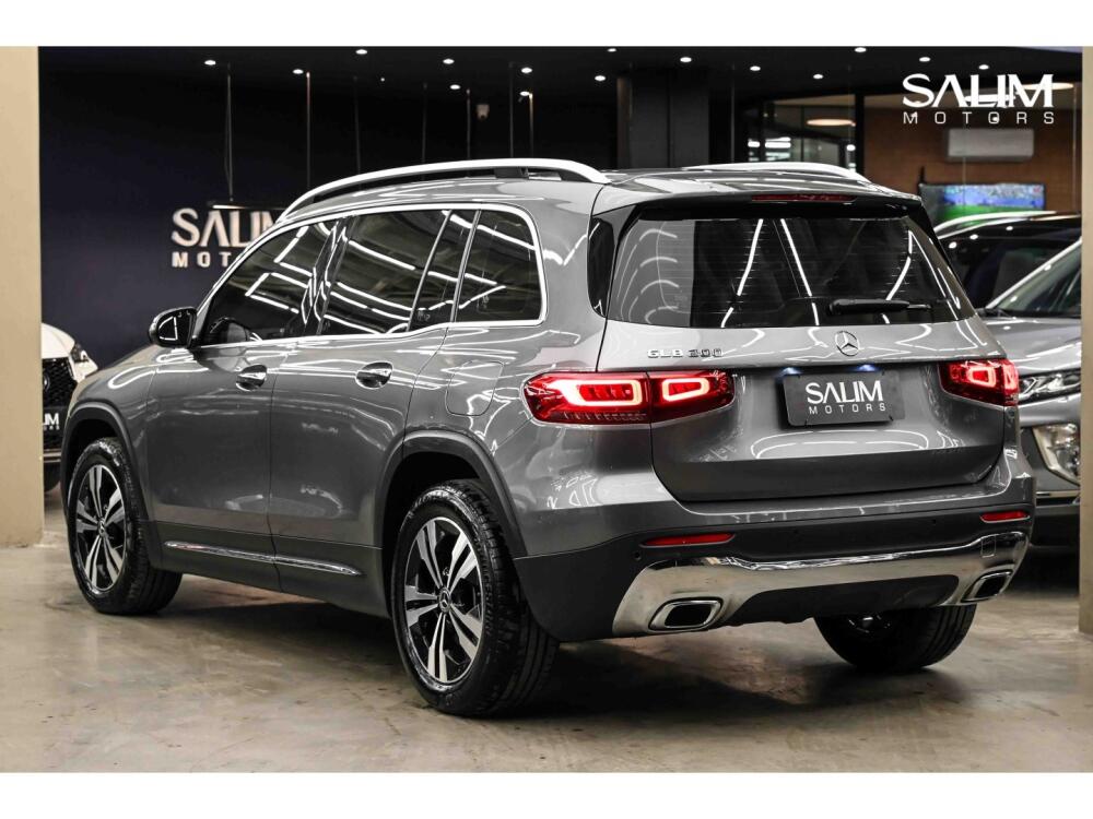 Mercedes Benz GLB 200