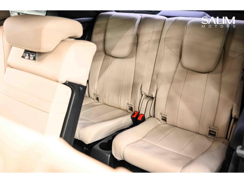 Mercedes Benz GLB 200