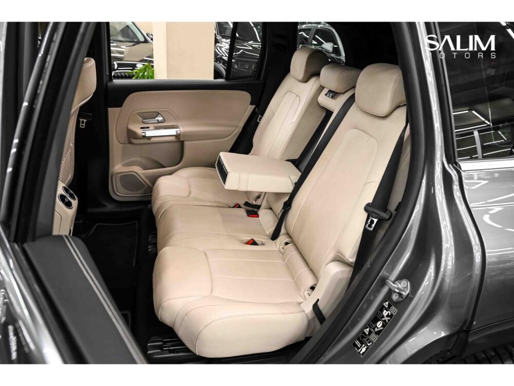 Mercedes Benz GLB 200