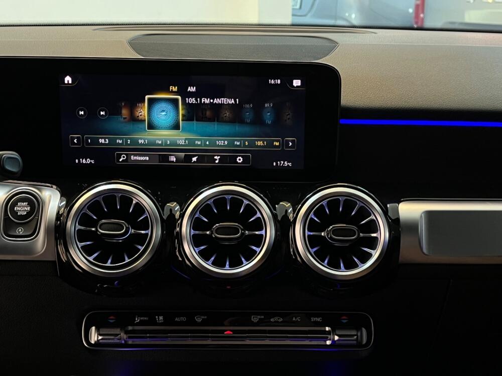 Mercedes Benz GLB 200