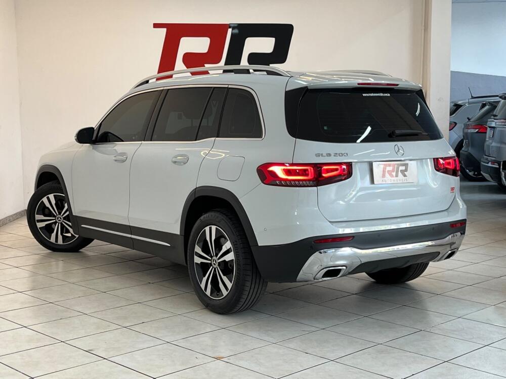 Mercedes Benz GLB 200