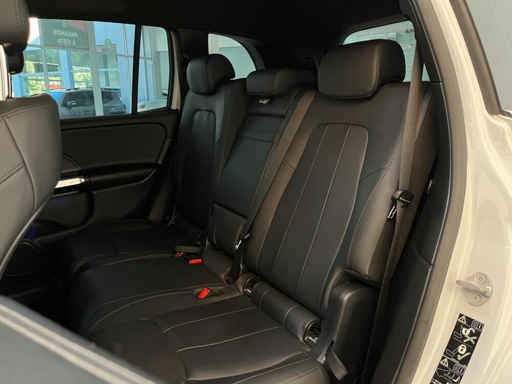 Mercedes Benz GLB 200