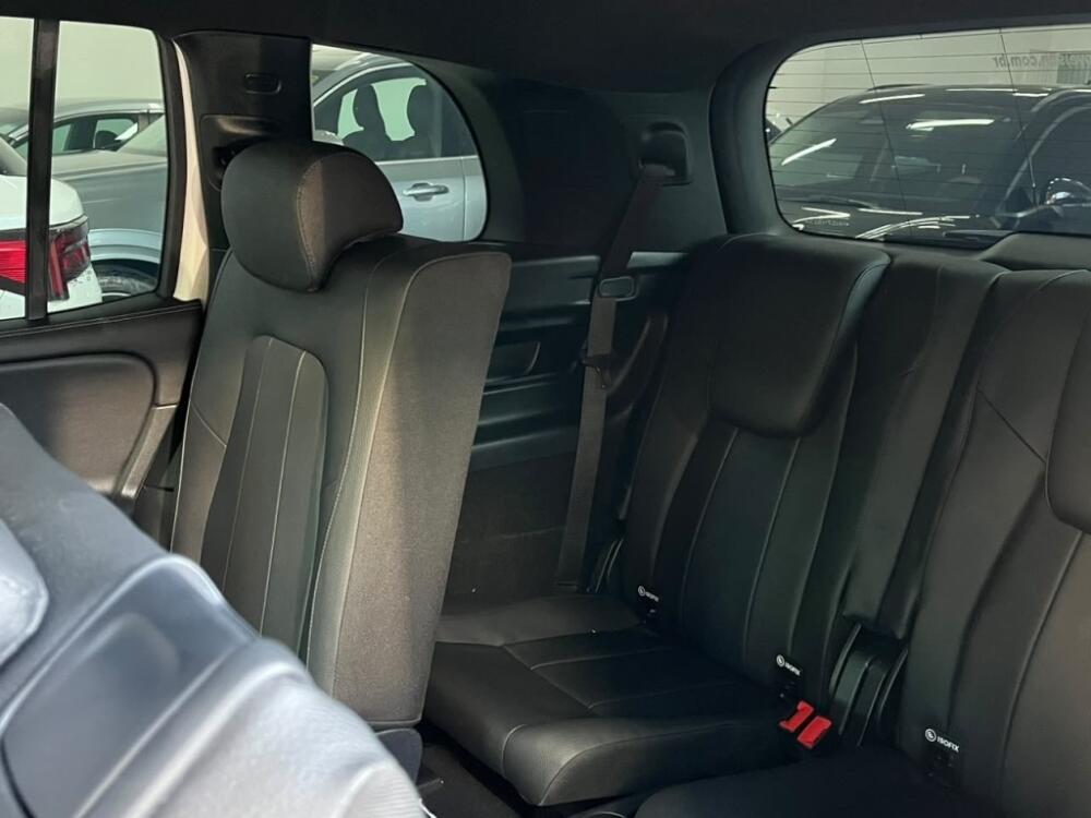 Mercedes Benz GLB 200