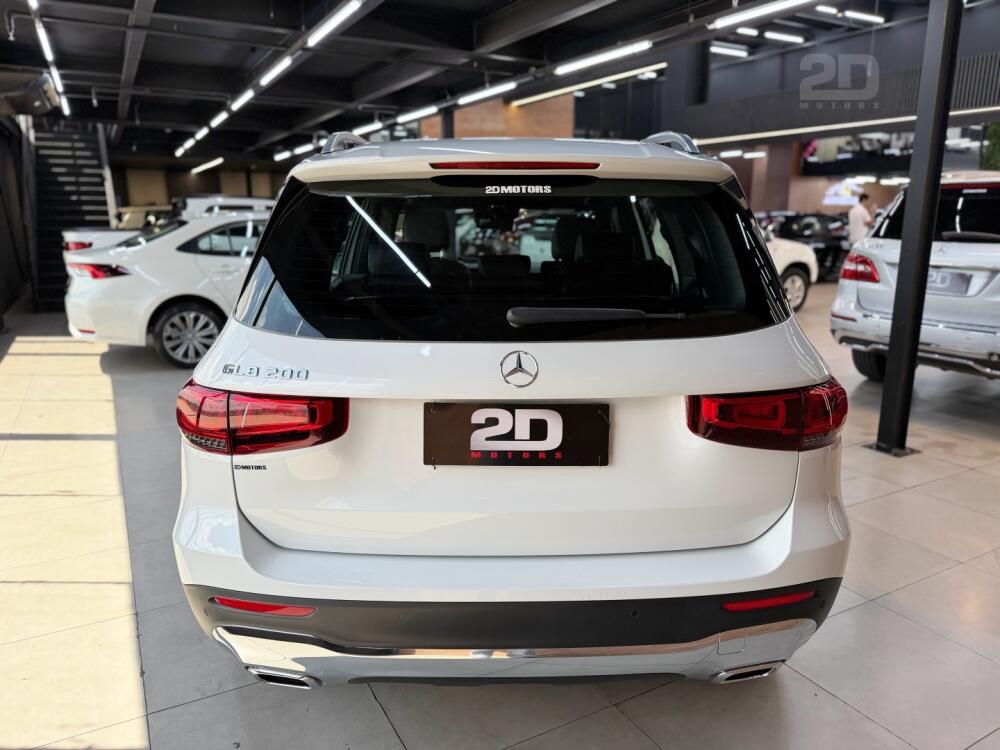 Mercedes Benz GLB 200