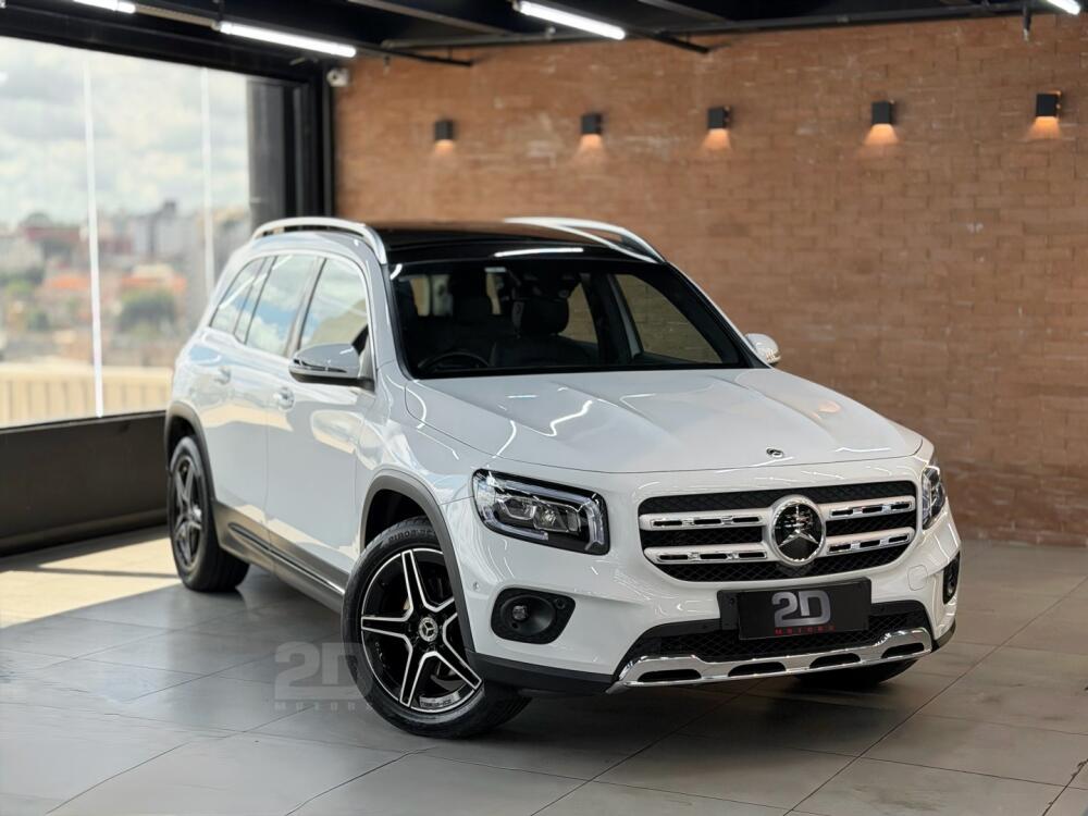 Mercedes Benz GLB 200