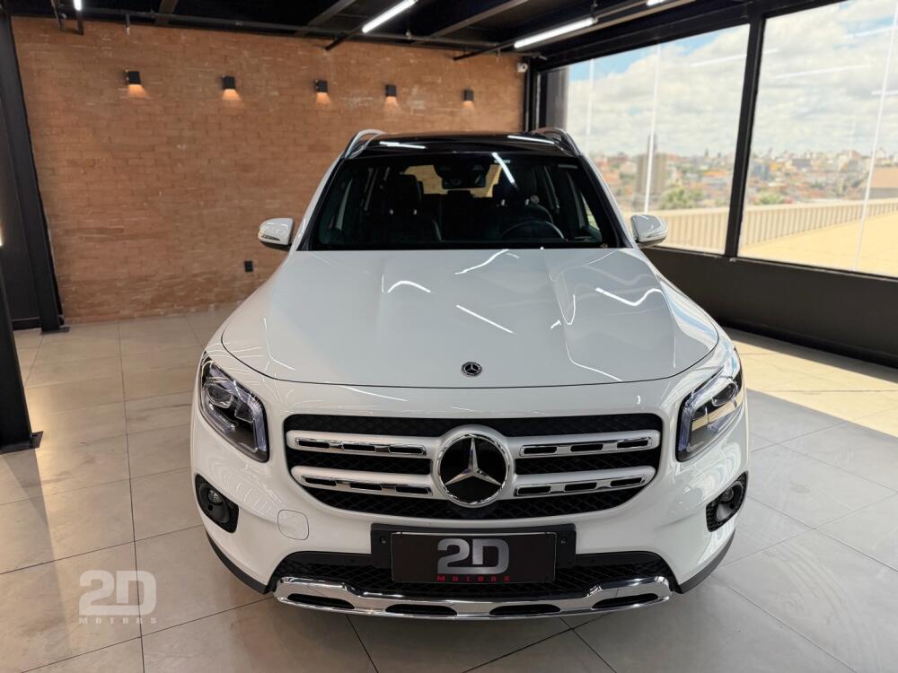 Mercedes Benz GLB 200