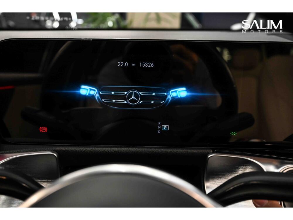 Mercedes Benz GLB 200