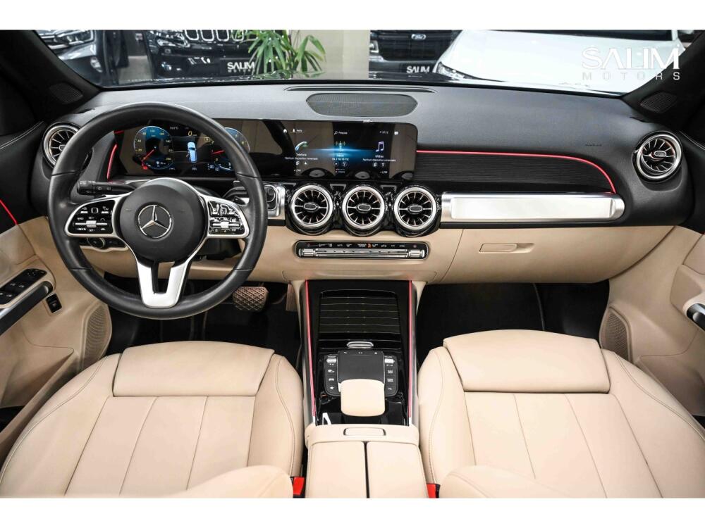 Mercedes Benz GLB 200