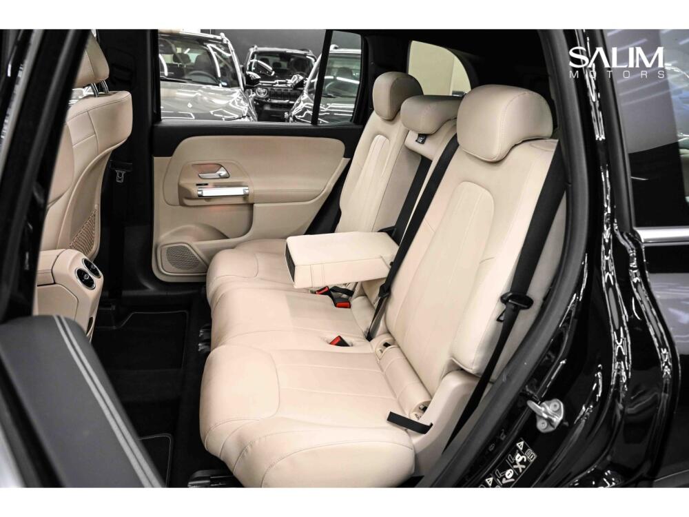 Mercedes Benz GLB 200