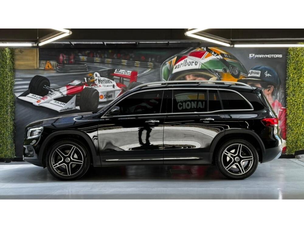 Mercedes Benz GLB 200