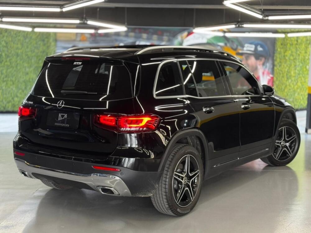 Mercedes Benz GLB 200