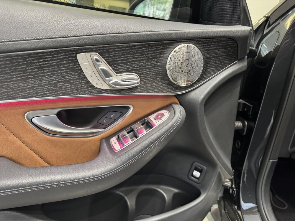 Mercedes Benz GLC 300