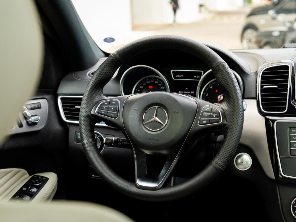 Mercedes Benz GLE 400