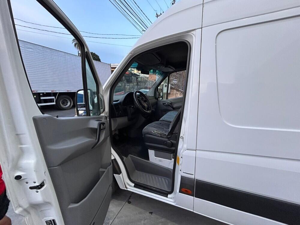 Mercedes Benz Sprinter 311