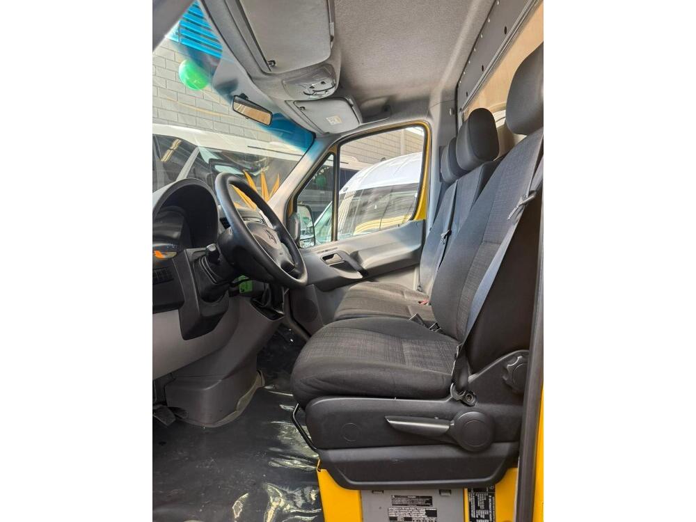 Mercedes Benz Sprinter 313