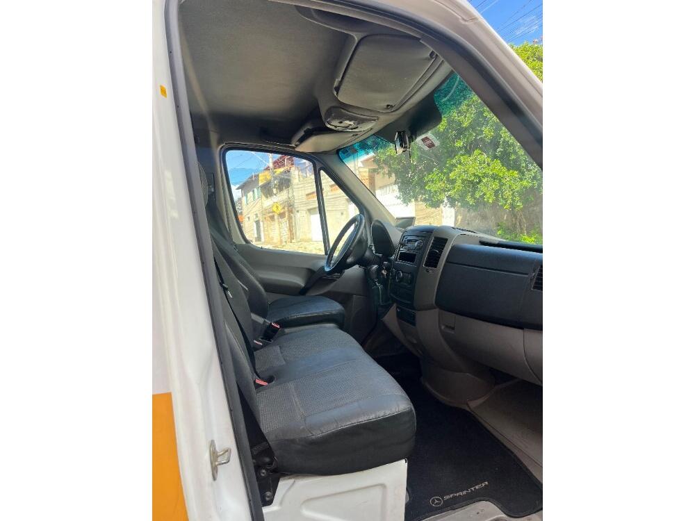 Mercedes Benz Sprinter 415