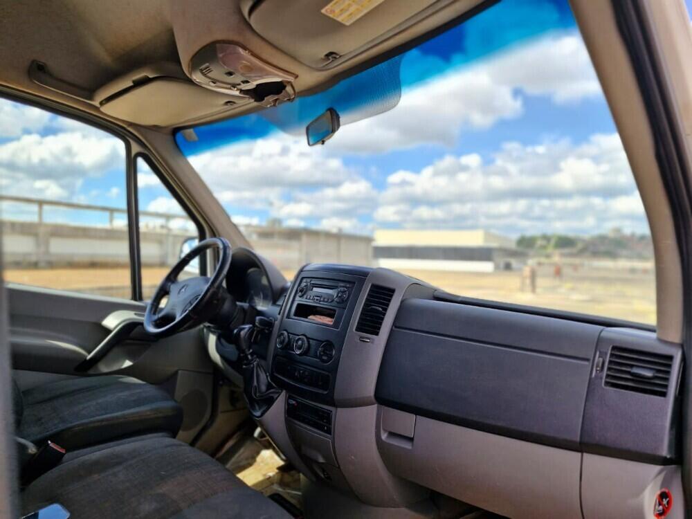 Mercedes Benz Sprinter 415