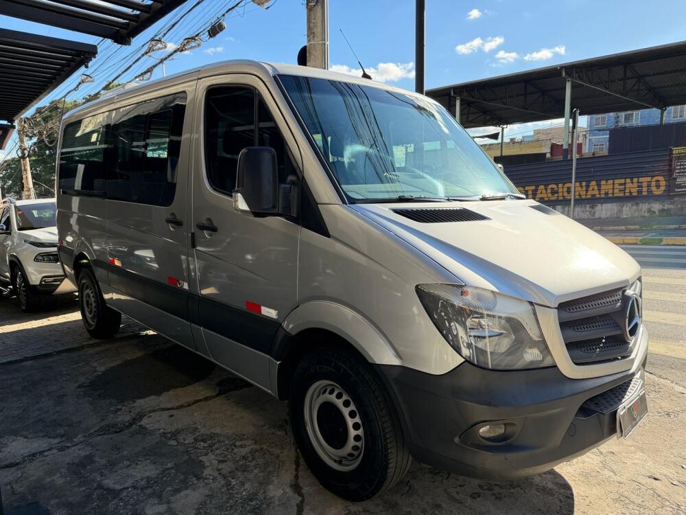 Mercedes Benz Sprinter 415