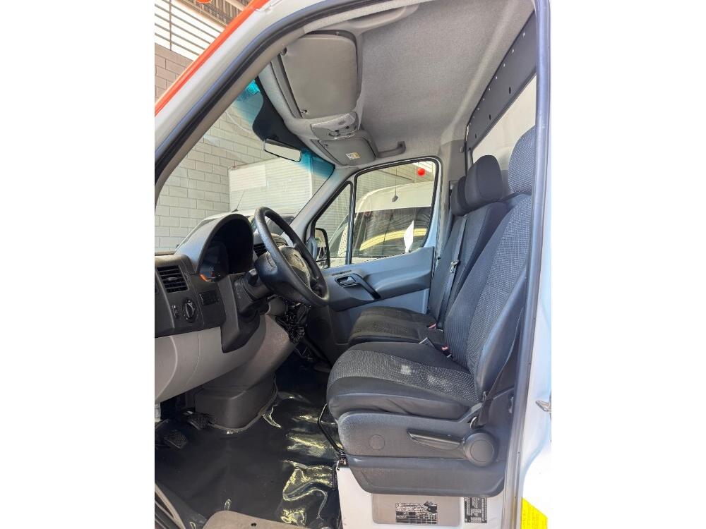 Mercedes Benz Sprinter 415
