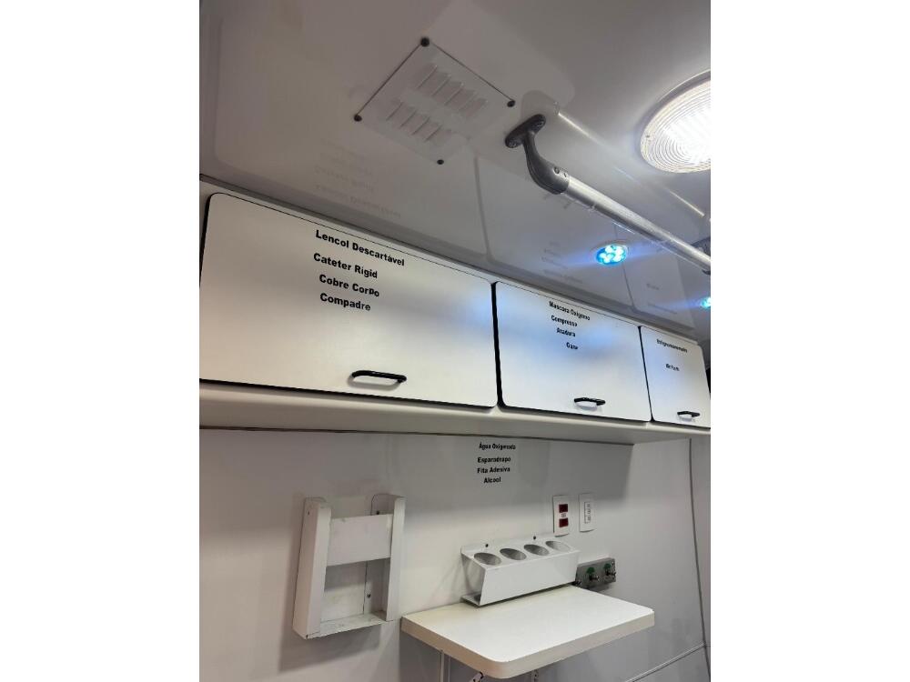 Mercedes Benz Sprinter 415