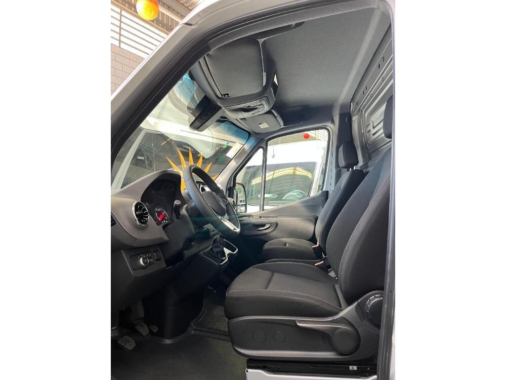 Mercedes Benz Sprinter 417