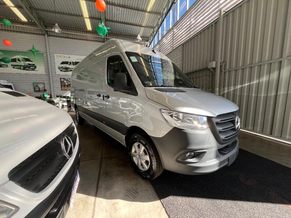 Mercedes Benz Sprinter 417