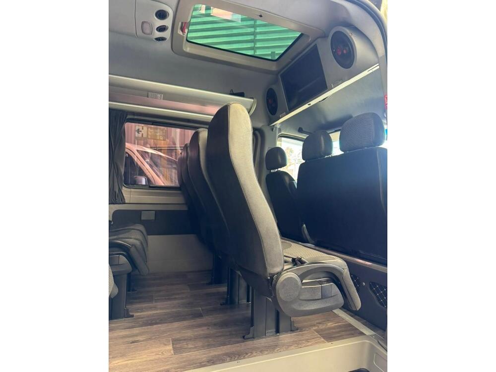 Mercedes Benz Sprinter 515