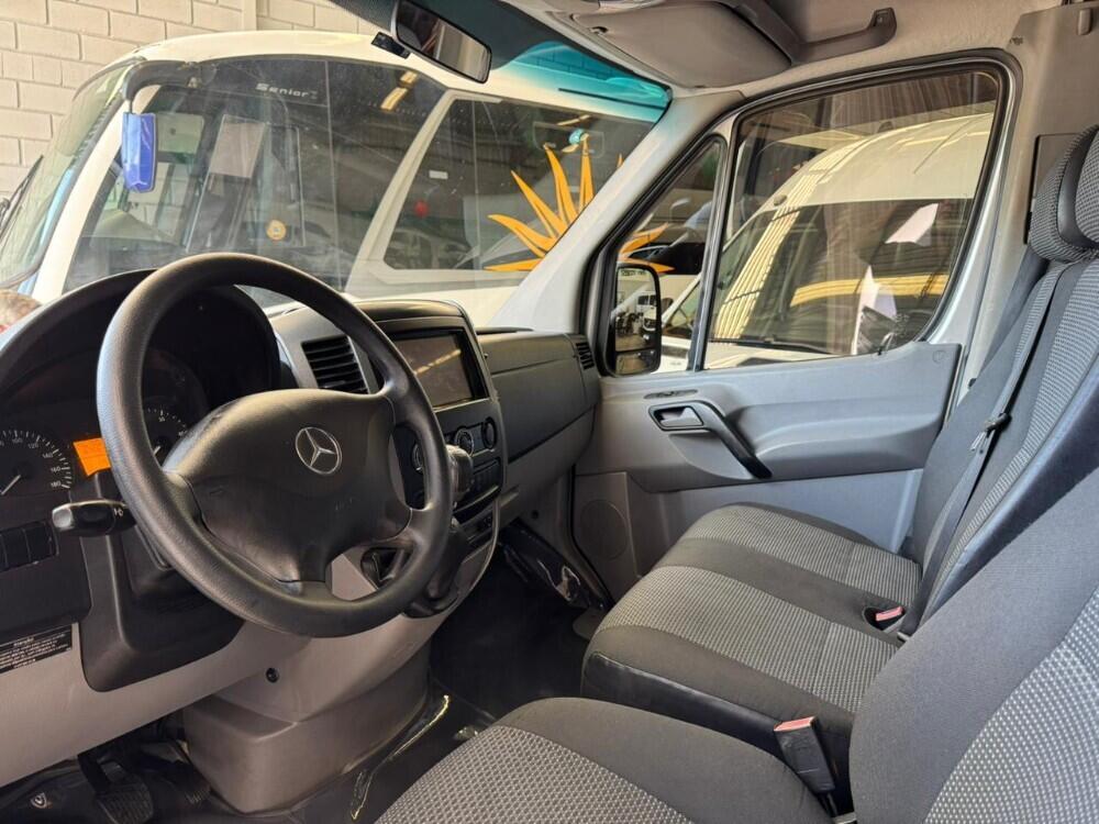 Mercedes Benz Sprinter 515