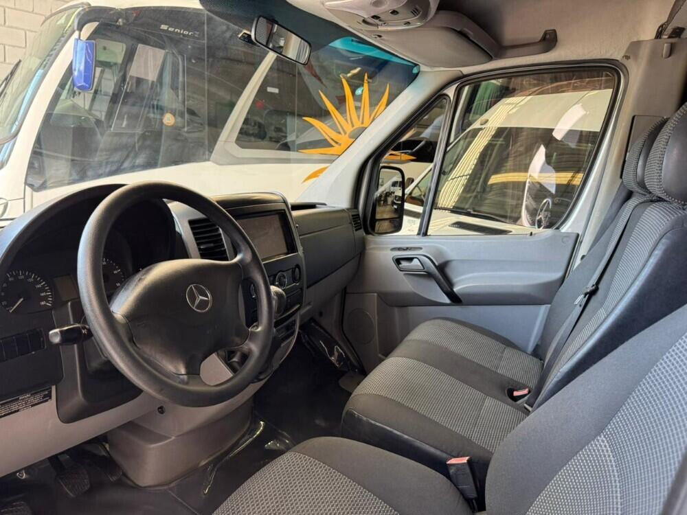 Mercedes Benz Sprinter 515
