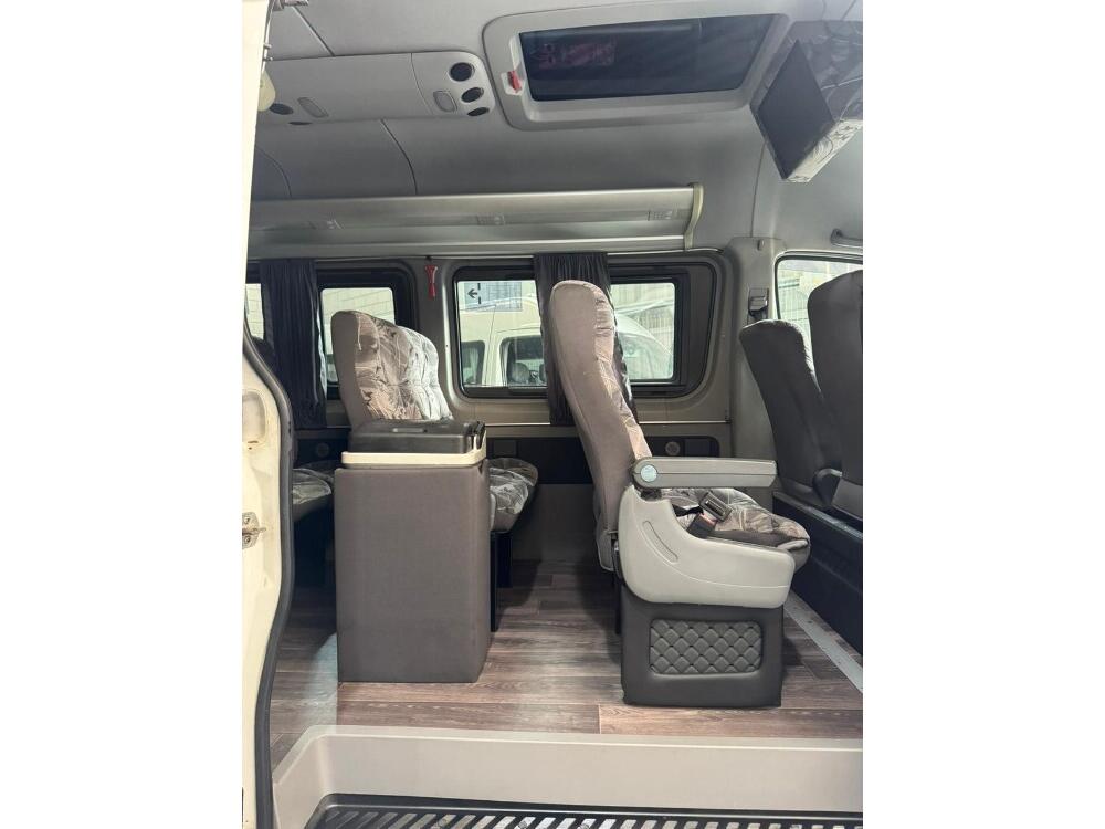Mercedes Benz Sprinter 515
