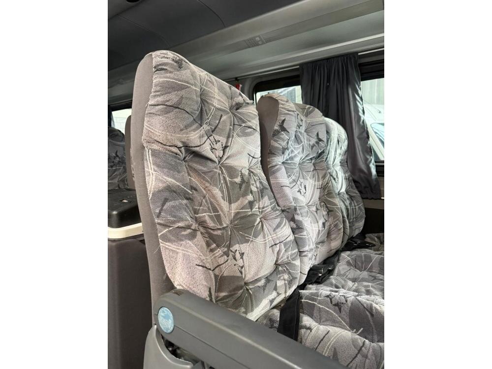 Mercedes Benz Sprinter 515