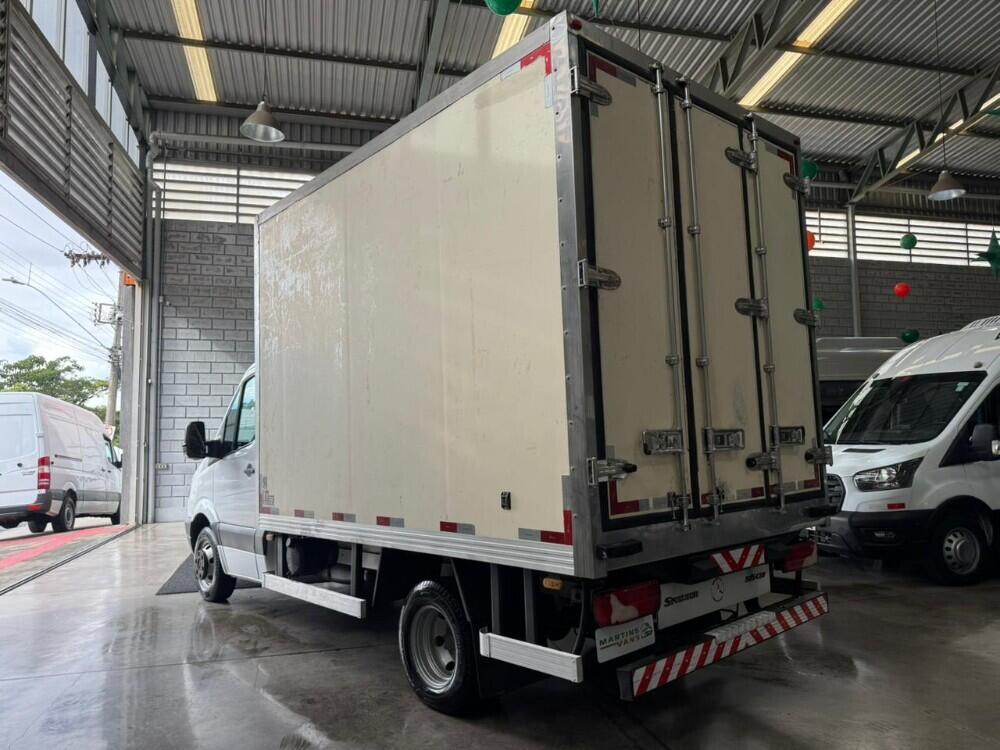 Mercedes Benz Sprinter 515