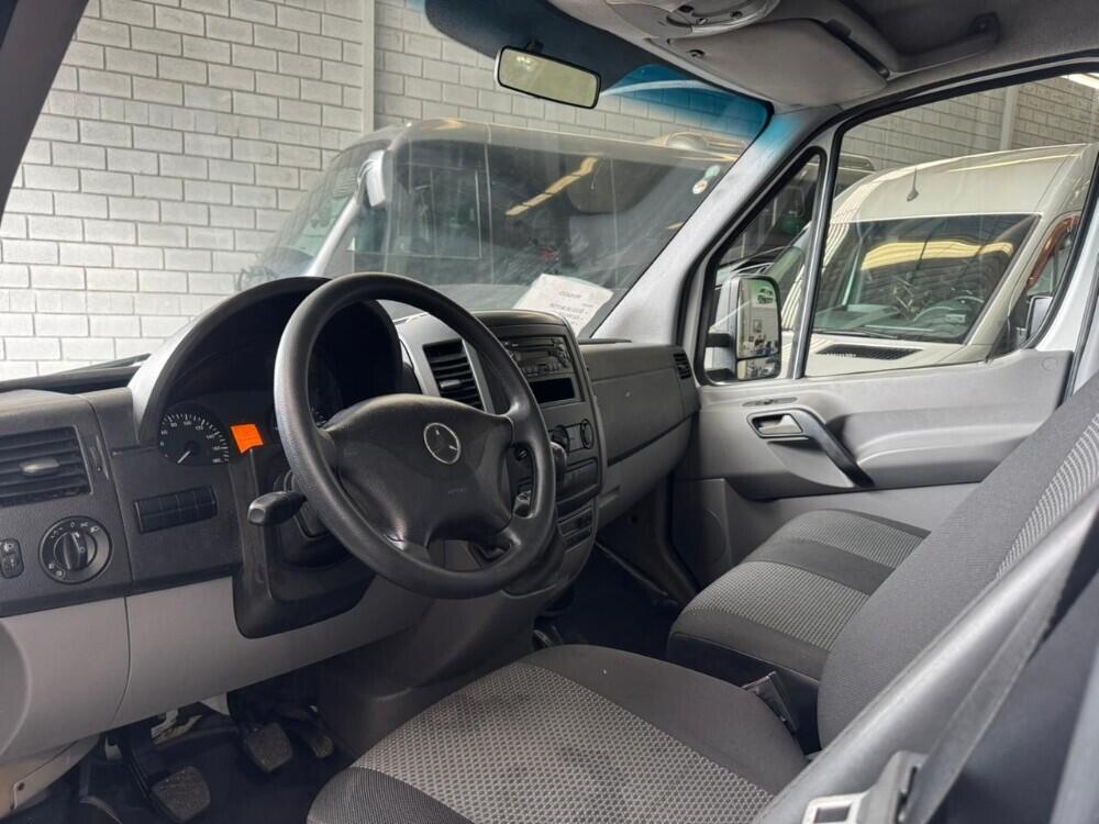 Mercedes Benz Sprinter 515