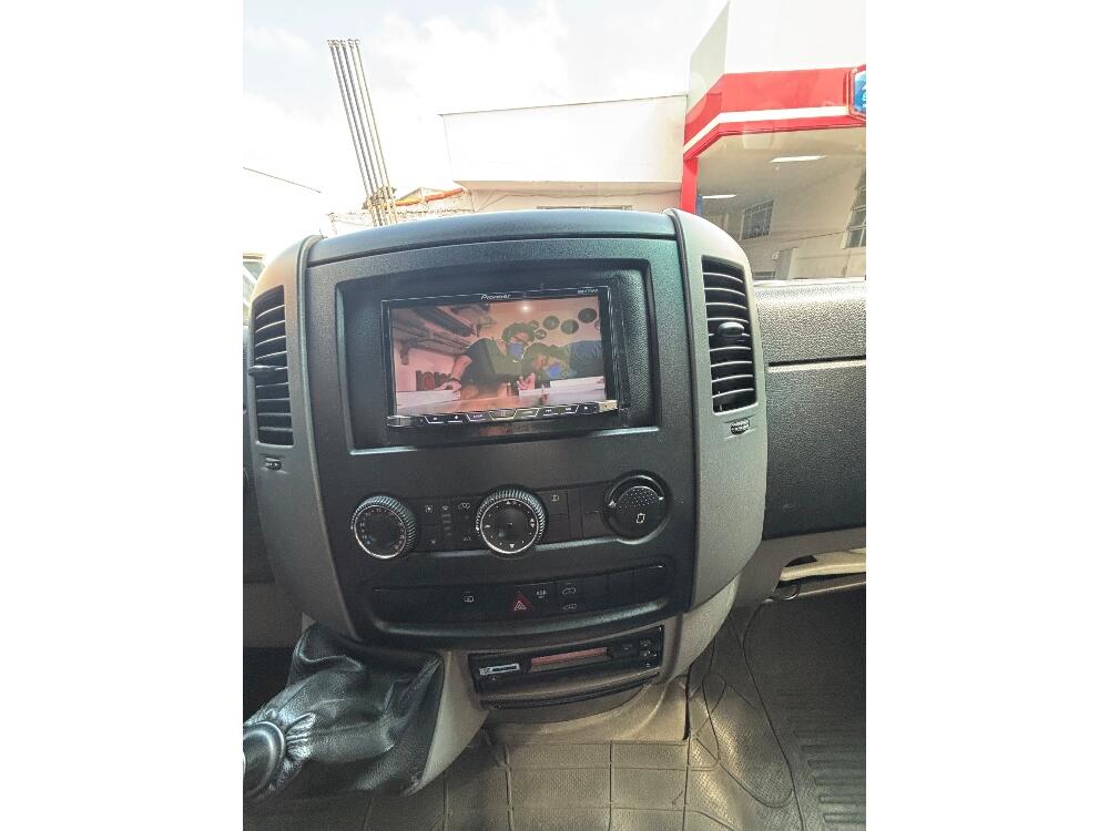 Mercedes Benz Sprinter 515