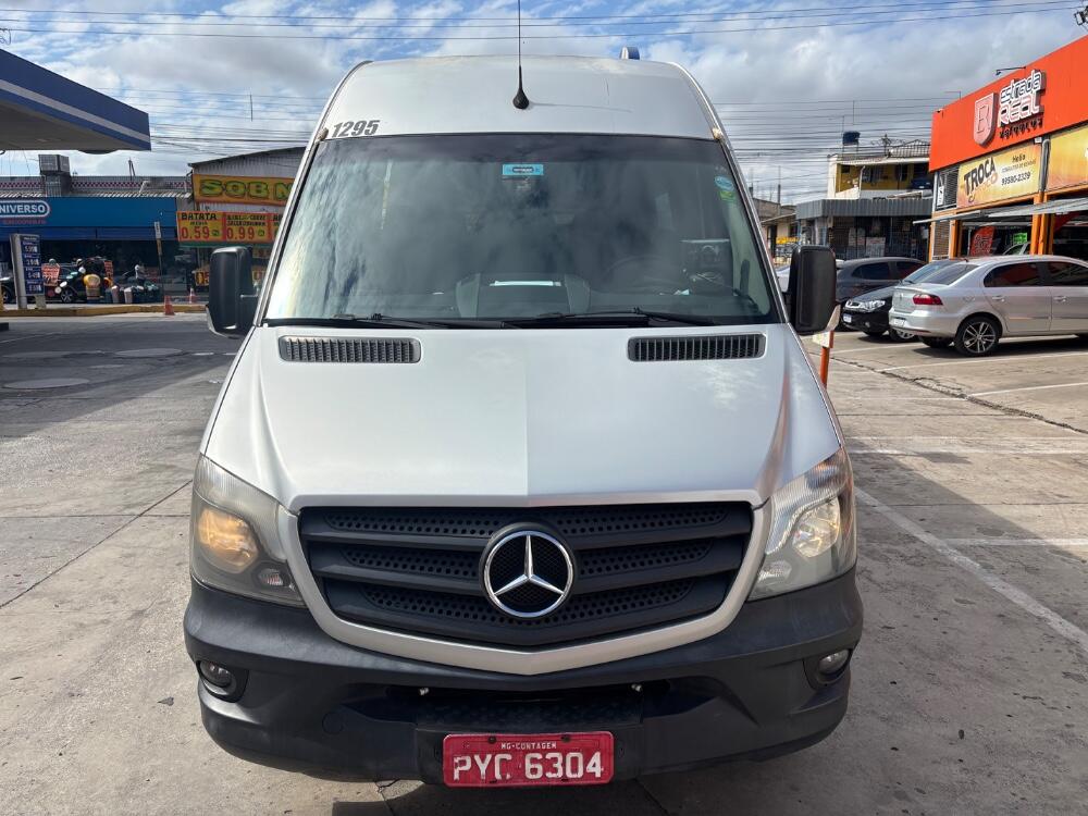 Mercedes Benz Sprinter 515