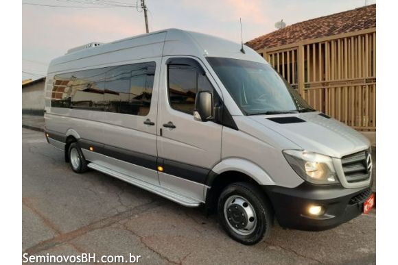 preço van sprinter