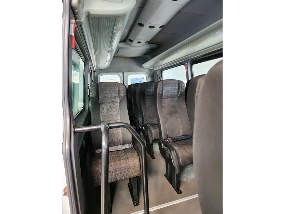 Mercedes Benz Sprinter 515