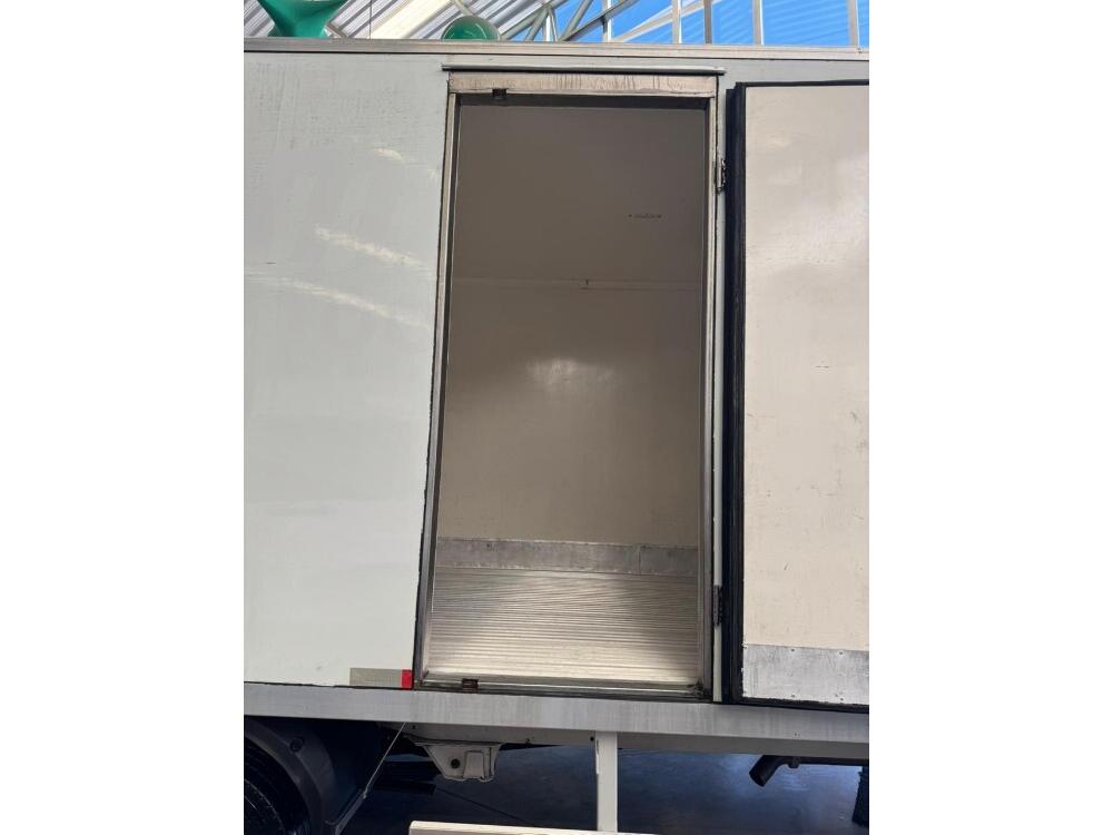 Mercedes Benz Sprinter 516