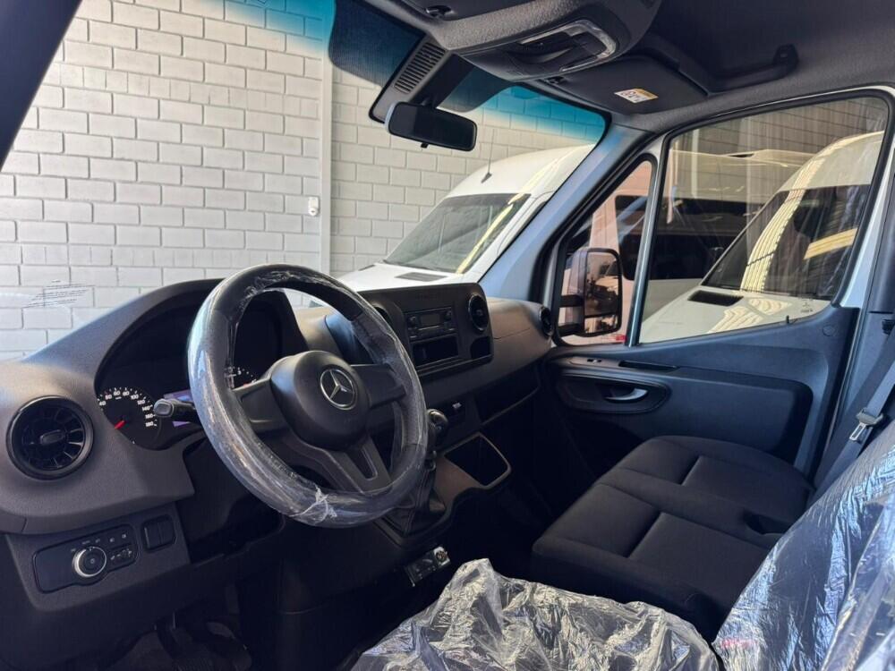 Mercedes Benz Sprinter 516
