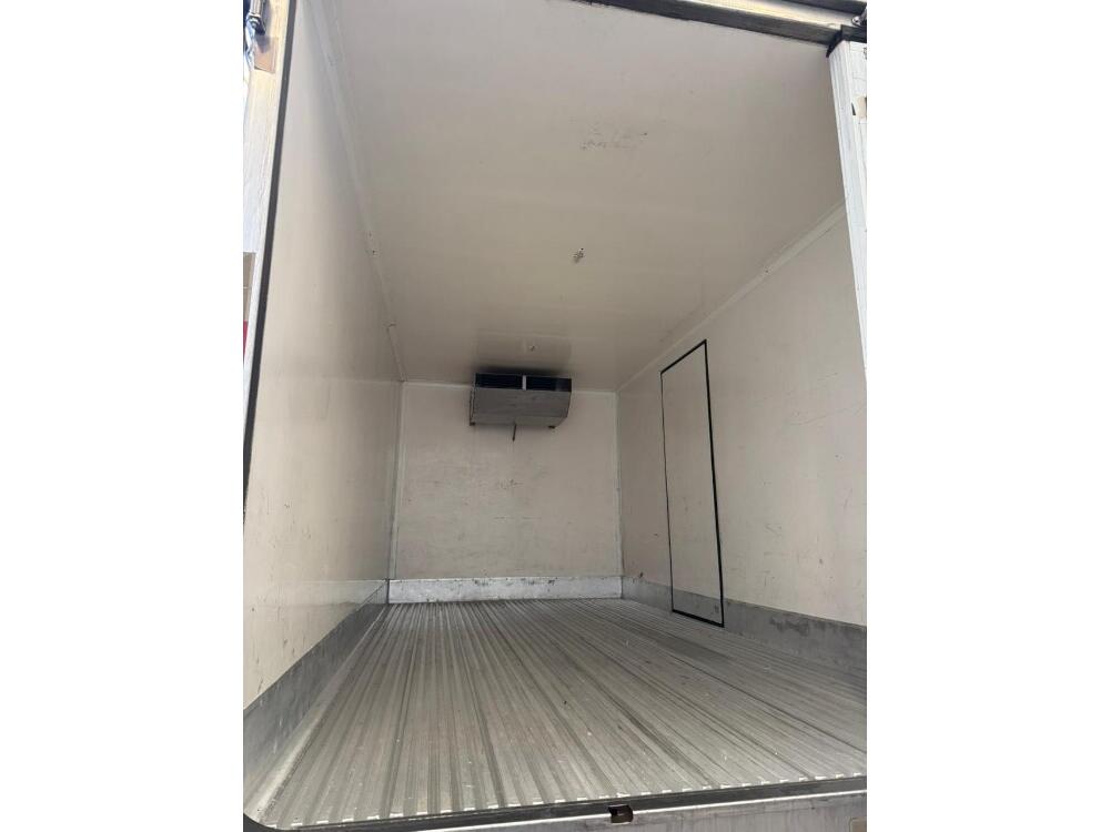 Mercedes Benz Sprinter 516