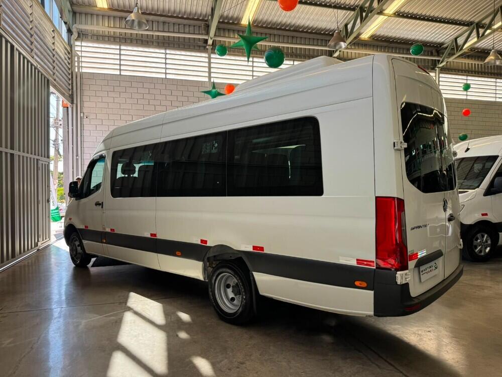 Mercedes Benz Sprinter 516