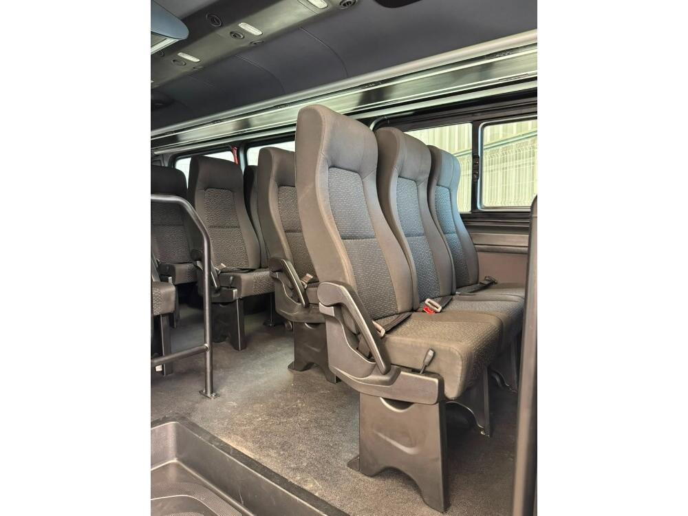 Mercedes Benz Sprinter 516