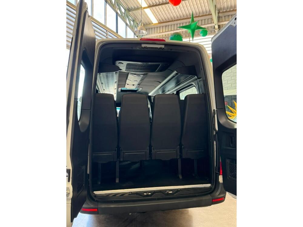Mercedes Benz Sprinter 516