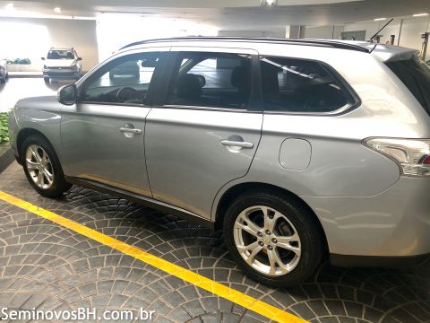 Mitsubishi Outlander Mitsubishi Outlander