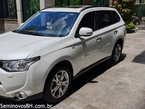 Mitsubishi Outlander Mitsubishi Outlander
