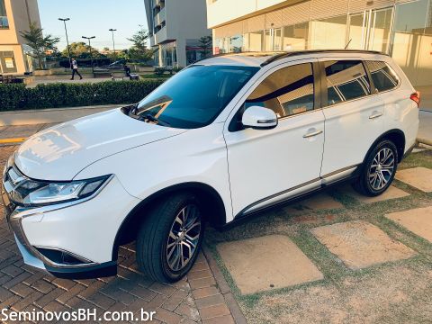 Mitsubishi Outlander Mitsubishi Outlander