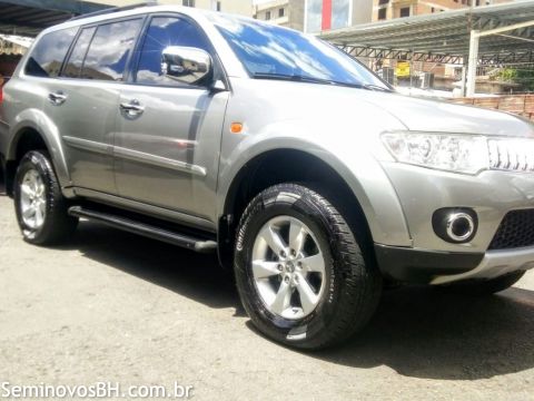 Mitsubishi Pajero Dakar Mitsubishi Pajero Dakar