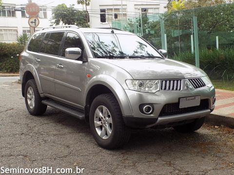 Mitsubishi Pajero Dakar Mitsubishi Pajero Dakar
