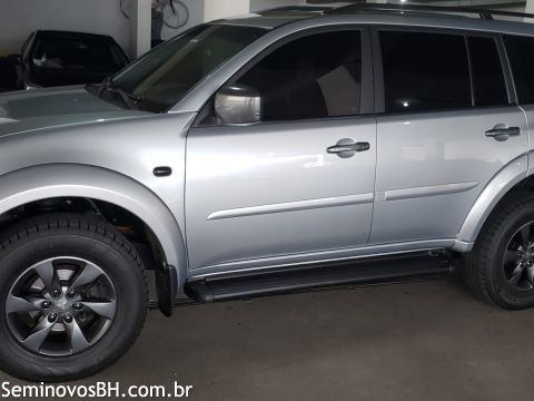 Mitsubishi Pajero Dakar Mitsubishi Pajero Dakar
